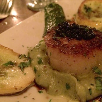 VinoRosso - Grilled scallops over puréed leeks and grilled squash - Italian Near Me - San Francisco, California VinoRosso - Grilled scallops over puréed leeks and grilled squash - Italian Near Me - San Francisco, California