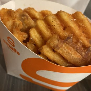 Smalls Sliders - Fries - Juice Bars & Smoothies Near Me - Tomball, Texas Smalls Sliders - Fries - Juice Bars & Smoothies Near Me - Tomball, Texas