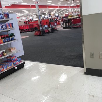 Target - Inside - Department Stores Near Me - Plymouth Meeting, Pennsylvania