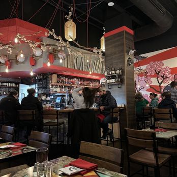 Iza Whiskey & Eats - Sushi Bars Near Me - Carrboro, North Carolina
