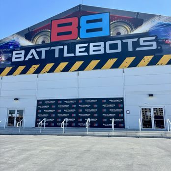 BattleBots - Outside - Performing Arts Near Me - Las Vegas, Nevada