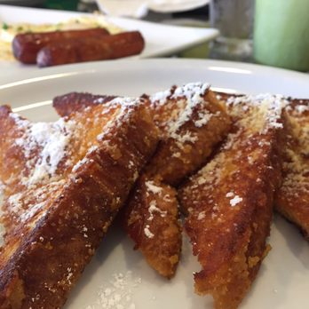 V Boulevard Cafe - BEST French Toast - Coffee & Tea Near Me - Glendale, California