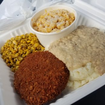 The Wayward Cafe - Down home platter (Beyond burger deep fried patty, mashed potatoes with country gravy, dill sweet corn, mac and cheese) - Breakfast & Brunch Near Me - Seattle, Washington