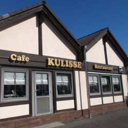Kulisse - Eingang am Morgen