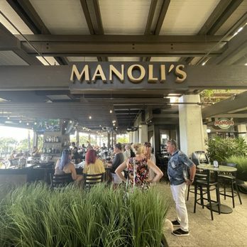Manoli's Pizza Company - Front - Pizza Near Me - Wailea, Hawaii Manoli's Pizza Company - Front - Pizza Near Me - Wailea, Hawaii