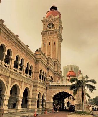 Sultan Abdul Samad Building by null