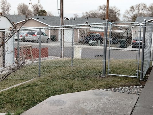 Rick's Custom Fencing & Decking