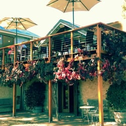 Lake Breeze Winery