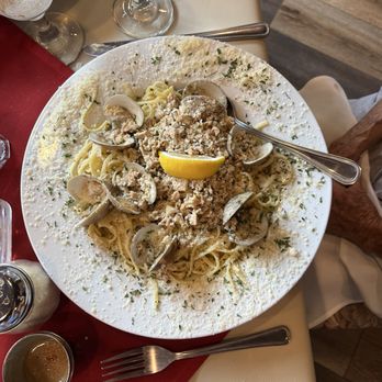 Amelia's Authentic Italian Eatery - Linguine & Clam Sauce - Gelato Near Me - Bozeman, Montana Amelia's Authentic Italian Eatery - Linguine & Clam Sauce - Gelato Near Me - Bozeman, Montana