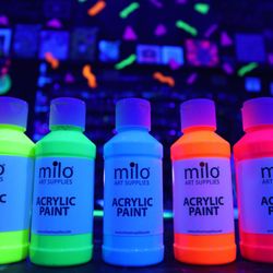 Creative House of Art & Design - Our Blacklight Neon paint parties