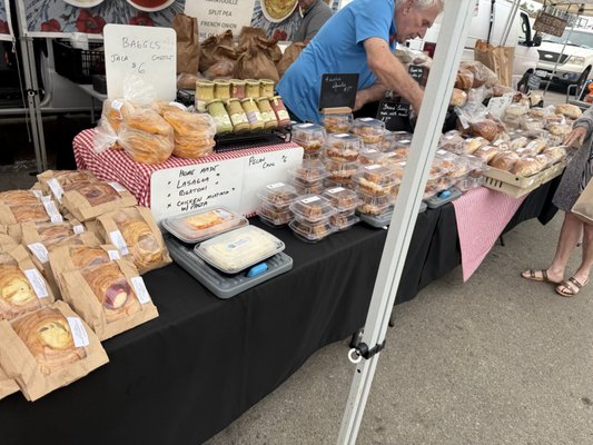 Camarillo Farmers Market by null