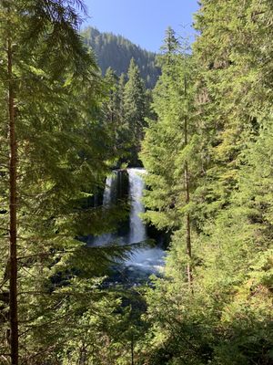 Belknap Hot Springs, Lodge and Gardens. by null