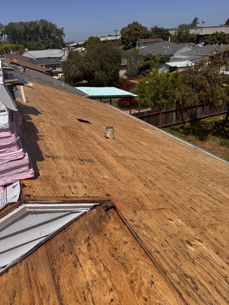 Slide of Umbriel Roofing