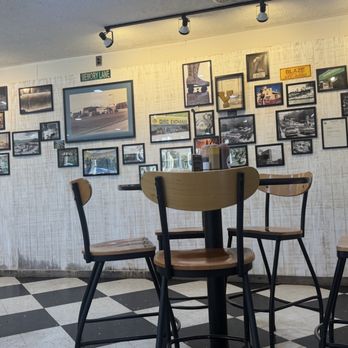 Hardwood BBQ - Barbeque Near Me - Knoxville, Tennessee