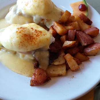 Sintra Restaurant - Eggs benedict - Breakfast & Brunch Near Me - Bend, Oregon Sintra Restaurant - Eggs benedict - Breakfast & Brunch Near Me - Bend, Oregon