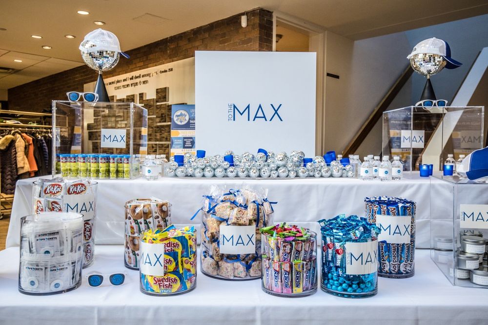 PARKER’S PETALS Updated August 2024 31 Photos 24 Franklin Pl