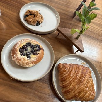 Boul'ange - Pastries - Pizza Near Me - Los Angeles, California