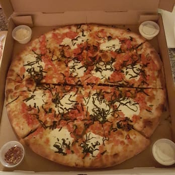 Home Slice Pizza - Was feeling a great buzz cause of this Margarita pizza! - Pizza Near Me - Austin, Texas Home Slice Pizza - Was feeling a great buzz cause of this Margarita pizza! - Pizza Near Me - Austin, Texas