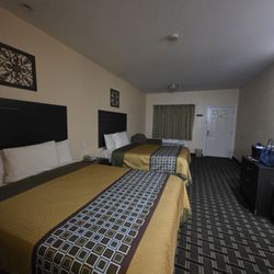 Homegate Inn & Suites