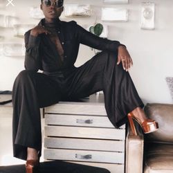 Cohen's Fashion Optical - Model