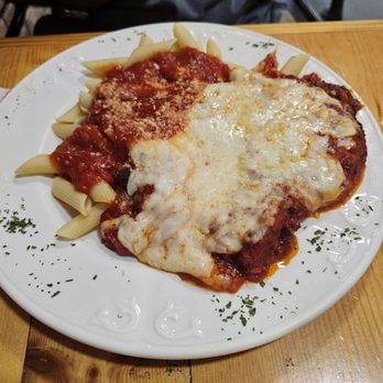 Muzzarella Pizza & Italian Kitchen - CHICKEN PARM - Pizza Near Me - Orlando, Florida Muzzarella Pizza & Italian Kitchen - CHICKEN PARM - Pizza Near Me - Orlando, Florida