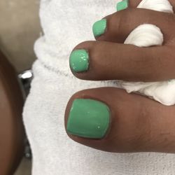 H & Nails Spa - Big kid's pedicure sloppy painted