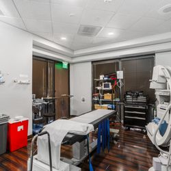 Integrity Pain & Wellness - Procedure room view of Scottsdale location - Integrity Pain and Wellness