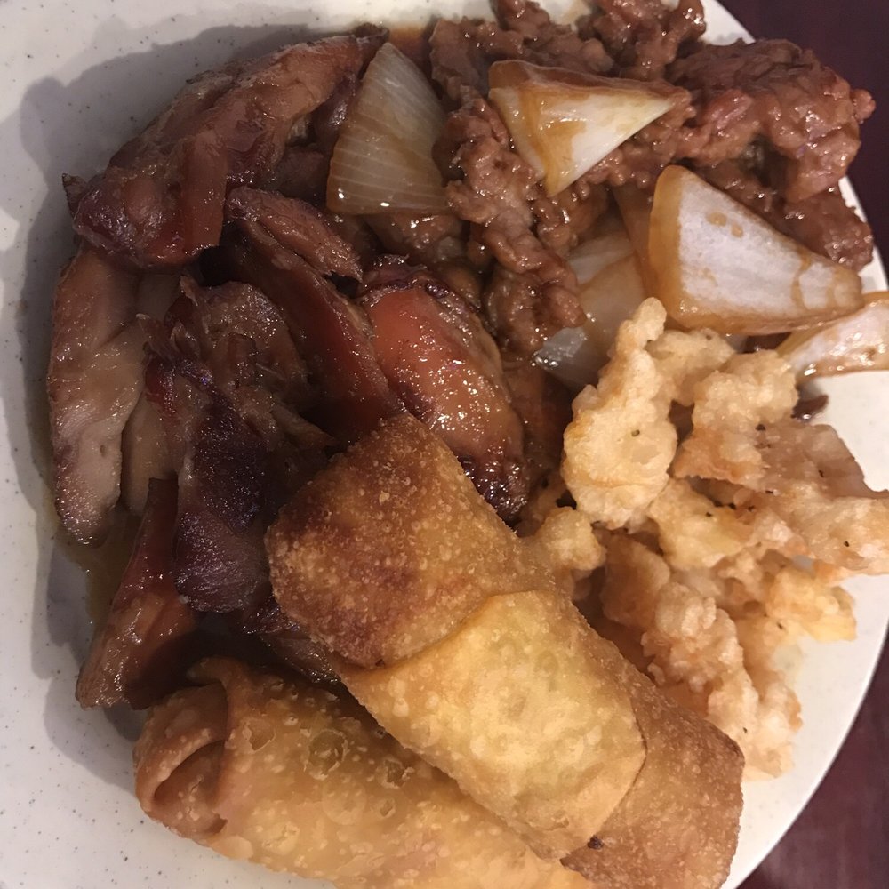 China Wok - a plate of food on a table - Chinese Near Me - Sullivan, Indiana China Wok - a plate of food on a table - Chinese Near Me - Sullivan, Indiana