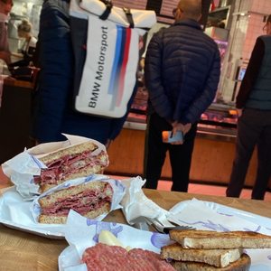Photo of Naše maso - Prague, Czech Republic. Tatarák a pastrami sendvič