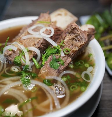 Pho Leo & Grill by null
