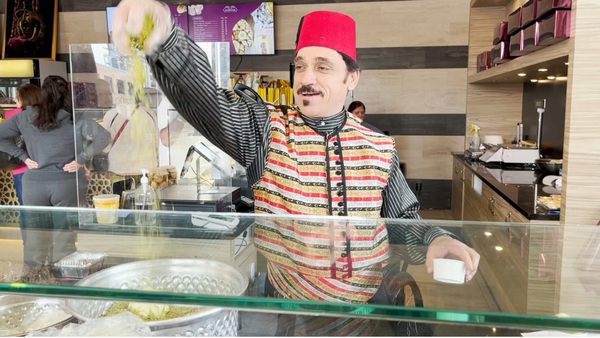 Pâtisserie Mahrouse by null