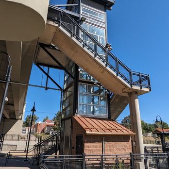 RTD Sheridan Station - Stairs - Train Stations Near Me - Denver, Colorado RTD Sheridan Station - Stairs - Train Stations Near Me - Denver, Colorado
