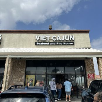 Viet Cajun - Seafood Near Me - Galveston, Texas Viet Cajun - Seafood Near Me - Galveston, Texas