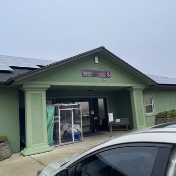 Saving Grace Pet Adoption Center - Animal Shelters Near Me - Roseburg, Oregon