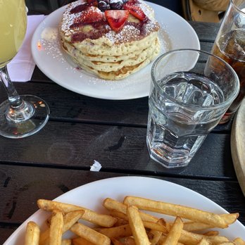 The Trestle - Banana Walnut Pancake - Cocktail Bars Near Me - Astoria, New York