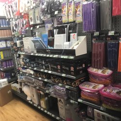 Sally Beauty Supply - Hole in the wall. It was a little difficult to find but I'm glad I found it