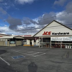 Wagner's Hardware - Ace Hardware Hawthorne, Nevada