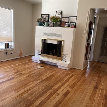 TMIT Flooring - a living room with hardwood floors - Flooring Near Me TMIT Flooring - a living room with hardwood floors - Flooring Near Me