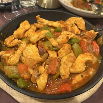 Agha Turkish Restaurant - Ottawa - Chicken skillet - Turkish Near Me - Ottawa, Ontario Agha Turkish Restaurant - Ottawa - Chicken skillet - Turkish Near Me - Ottawa, Ontario