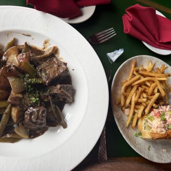 Martin's Tavern - Slow Cooked Pot Roast - Breakfast & Brunch Near Me - Washington, DC, District of Columbia