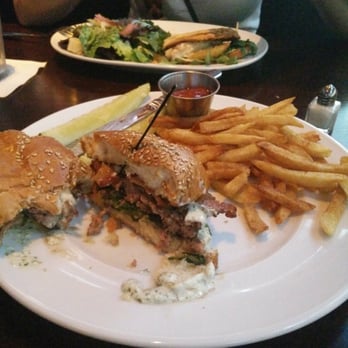 Marlow's Tavern - Gorgonzola Burger with homemade Gorgonzola cooked to the correct temperature. - New American Near Me - Orlando, Florida Marlow's Tavern - Gorgonzola Burger with homemade Gorgonzola cooked to the correct temperature. - New American Near Me - Orlando, Florida