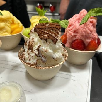 Oakobing - Ice Cream & Frozen Yogurt Near Me - Pasadena, California Oakobing - Ice Cream & Frozen Yogurt Near Me - Pasadena, California