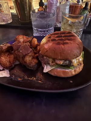 Tarbender's Lounge by null