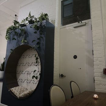 Anjou - Cute seating area - Cocktail Bars Near Me - Cincinnati, Ohio
