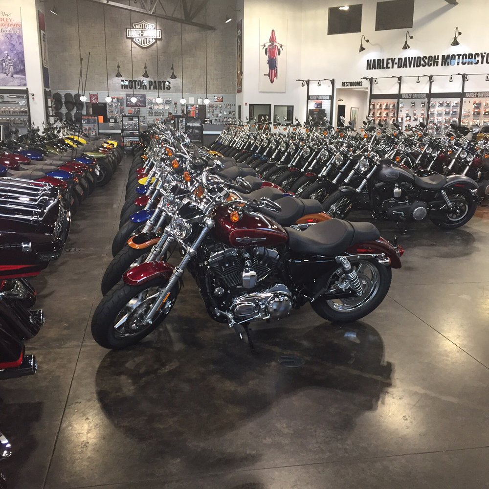 They offer multiple Harley's and you can take a riding course They offer multiple Harley's and you can take a riding course
