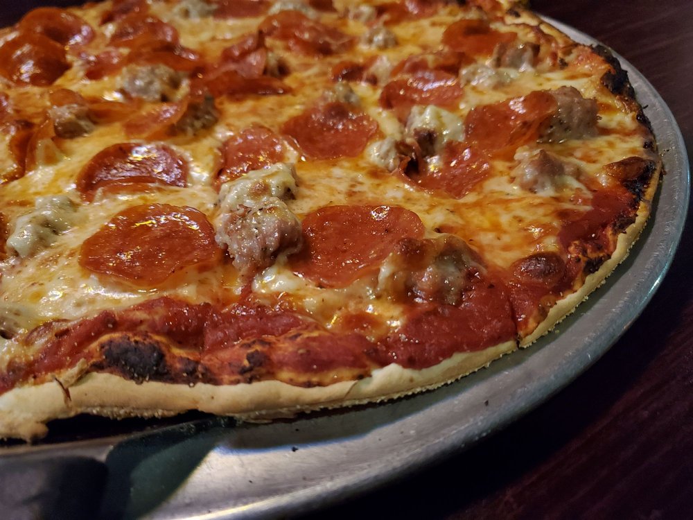 FAYE’S PIZZA Updated September 2024 29 Photos & 73 Reviews 1821