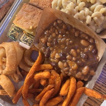 Jack’s Roadside BBQ Smokehouse - Macaroni and cheese, pit beans, sweet potato fries, and onion rings - Barbeque Near Me - Davisburg, Michigan