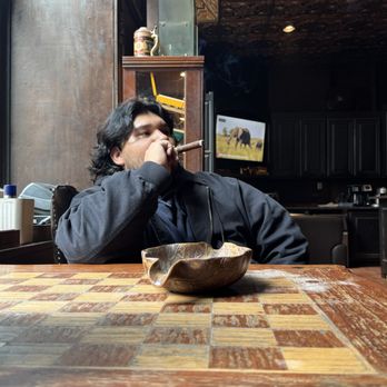 Iwan Ries - Tobacco Shops Near Me - Chicago, Illinois