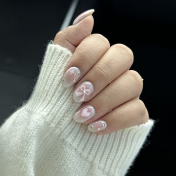 Richmond Nail Salon - Dip + gel + design manicure - Nail Salons Near Me - San Francisco, California