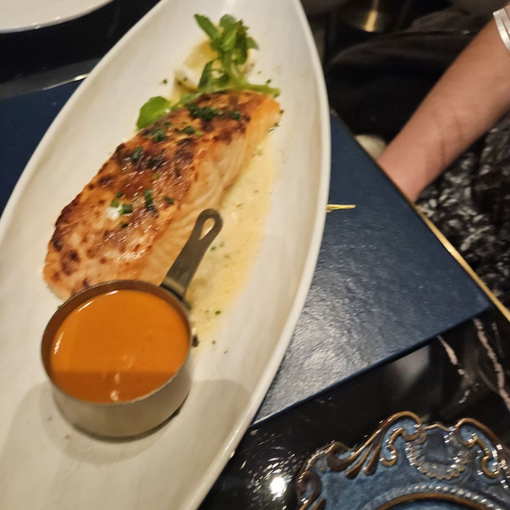 Prime 141 - Salmon - Steakhouses Near Me - Enterprise, Nevada Prime 141 - Salmon - Steakhouses Near Me - Enterprise, Nevada